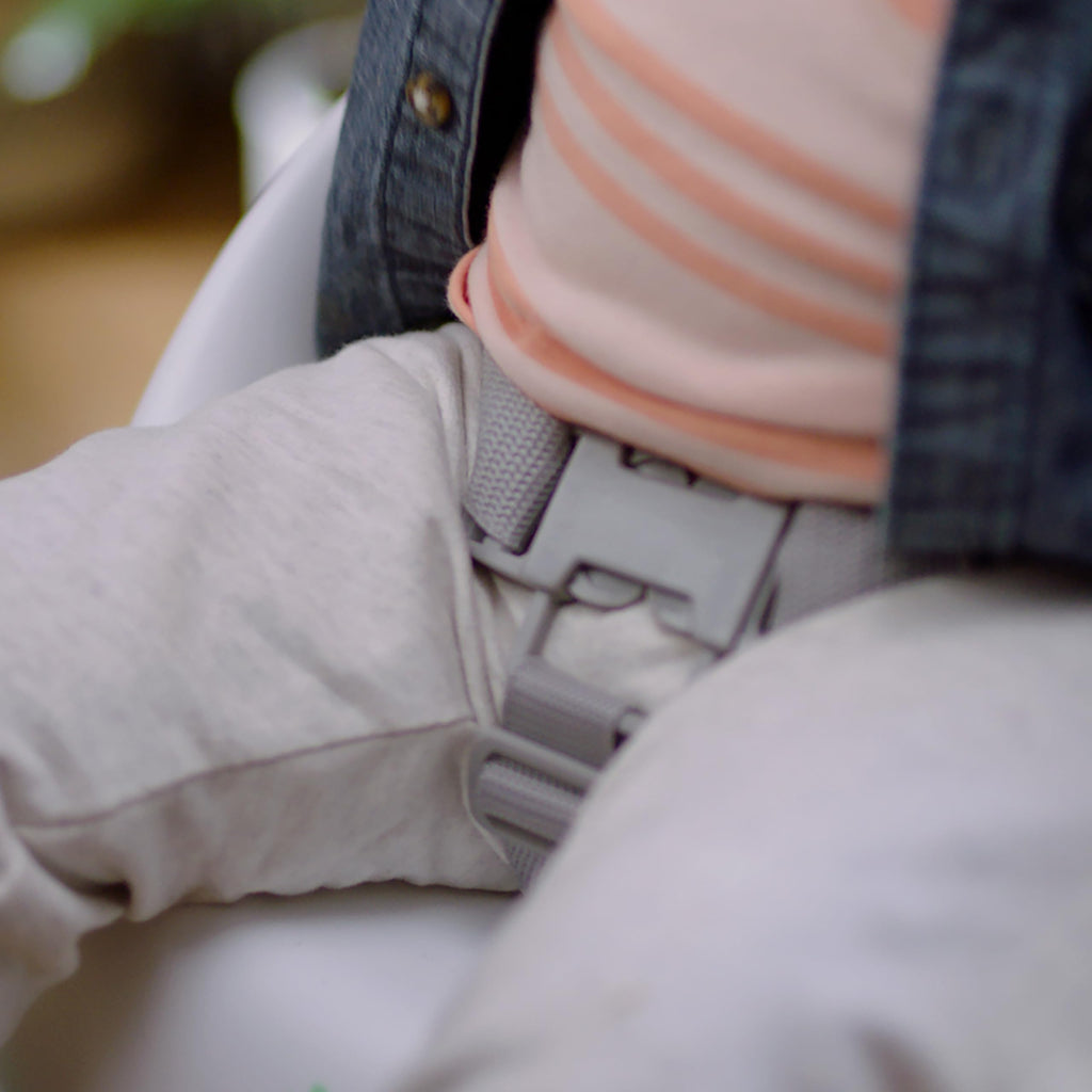 Baby Booster Feeding Chair with 3-Point Harness M597680