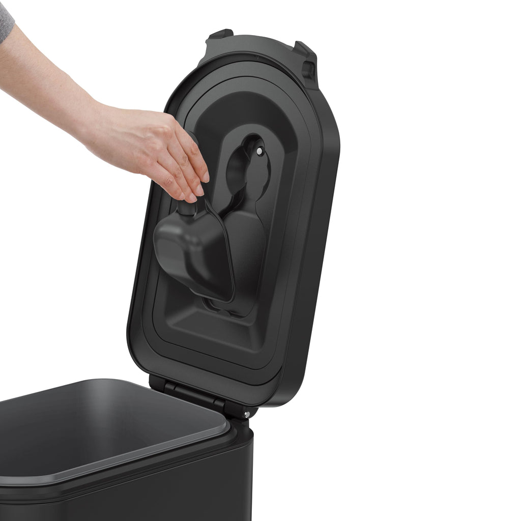 Large Airtight Pet Food Storage Container with Magnetic Scoop O53844