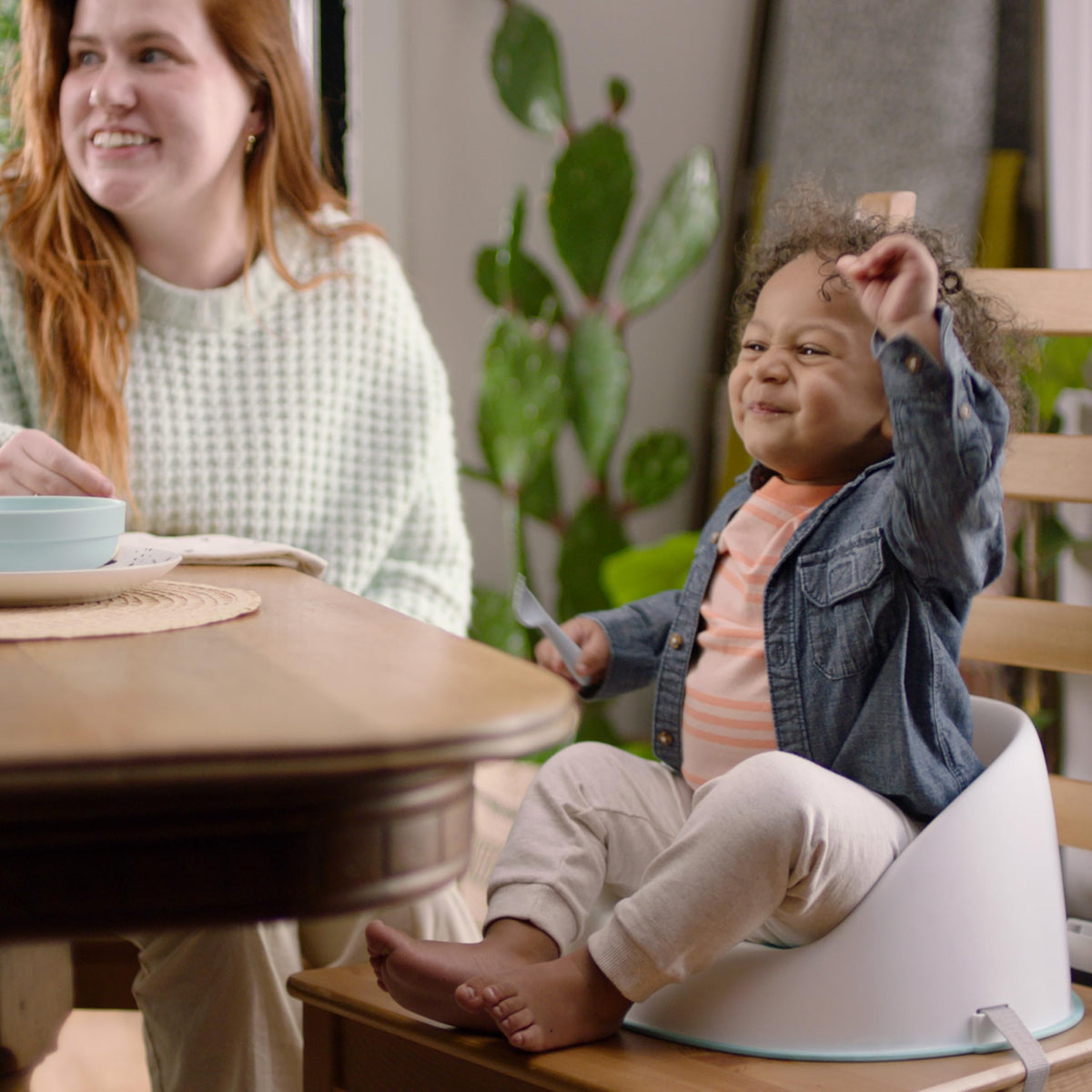 Baby Booster Feeding Chair with 3-Point Harness M597680
