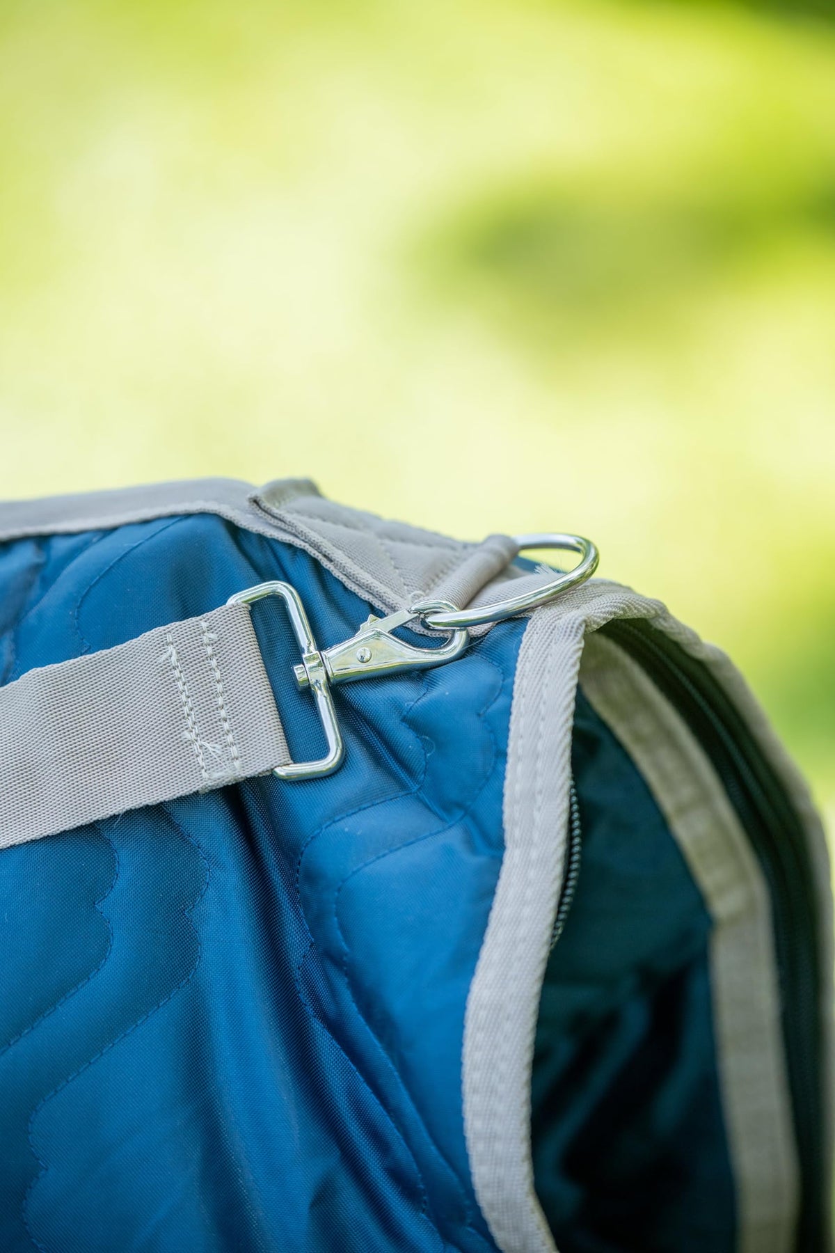 Padded Saddle Carrier Bag with Shoulder Strap A62387